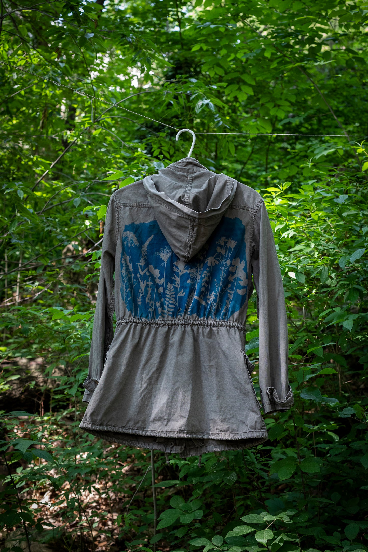 SWS Zip Up Light Jacket with Cinch Waist | L