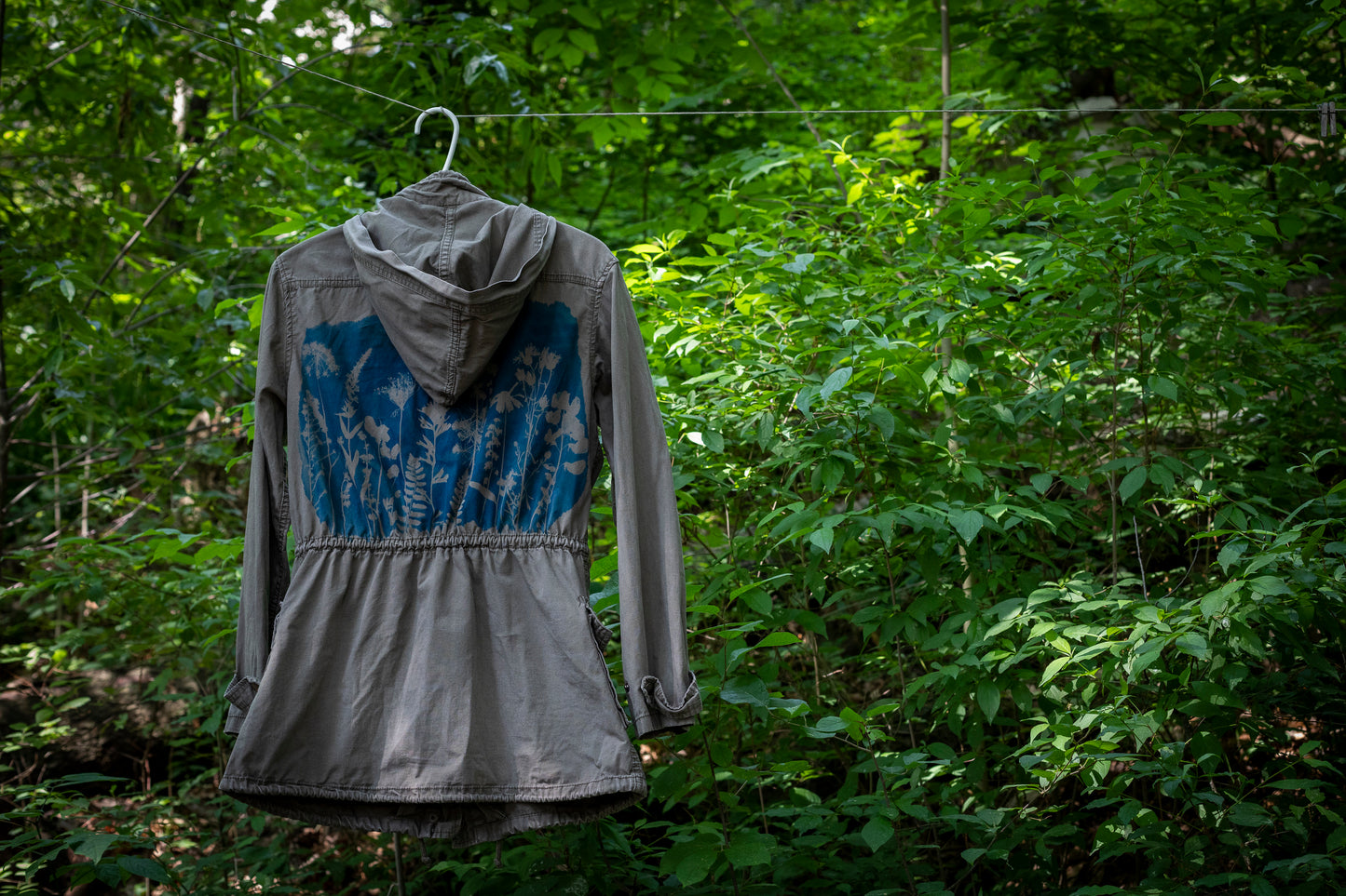 SWS Zip Up Light Jacket with Cinch Waist | L